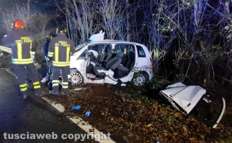 Ronciglione - Grave incidente Grave incidente su strada Valle di Vico, tre feriti
