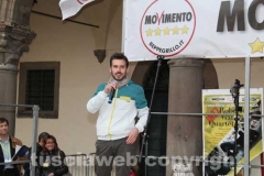 Grillo conquista piazza del Comune