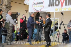 Grillo conquista piazza del Comune