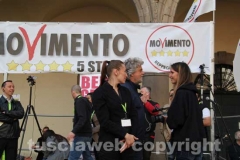 Grillo conquista piazza del Comune