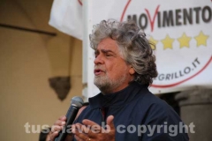 Grillo conquista piazza del Comune