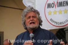 Grillo conquista piazza del Comune