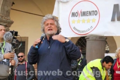 Grillo conquista piazza del Comune