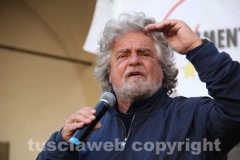 Grillo conquista piazza del Comune
