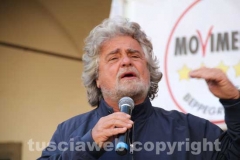 Grillo conquista piazza del Comune