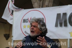 Grillo conquista piazza del Comune