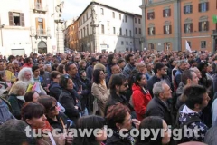 Grillo irrompe nella campagna elettorale