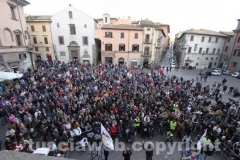 Grillo irrompe nella campagna elettorale