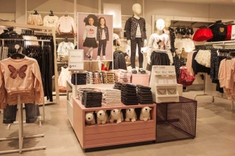 H&M apre a Viterbo