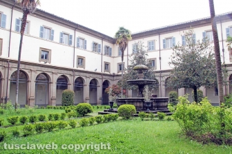 I chiostri e il santuario della Madonna della Quercia
