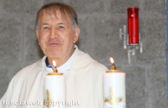 Viterbo - I cinquant'anni di sacerdozio di don Giosy Cento