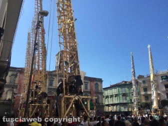 I facchini di Santa Rosa alla festa dei Gigli di Nola