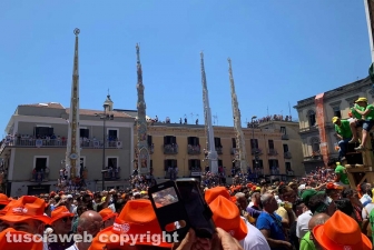 I facchini alla festa dei Gigli di Nola