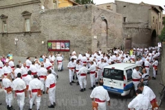 Il raduno dei facchini a palazzo papale