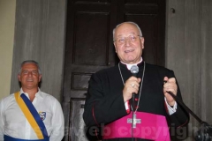 Il vescovo di Viterbo Lino Fumagalli