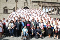 Il raduno a palazzo papale