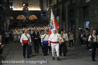 Viterbo - I facchini verso San Sisto