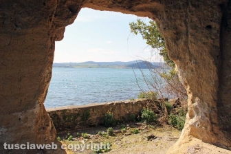 Capodimonte - Il fascino dell'isola Bisentina