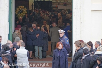 Gallese - I funerali del parà Tiziano Celoni