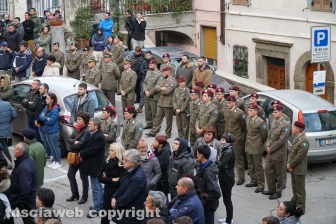 Gallese - I funerali del parà Tiziano Celoni