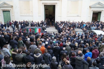 Gallese - I funerali del parà Tiziano Celoni