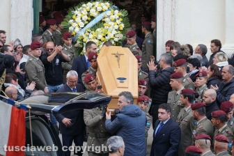 Gallese - I funerali del parà Tiziano Celoni