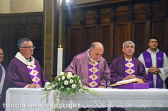 I funerali del senatore Roberto Meraviglia