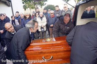 I funerali della famiglia Bastiani
