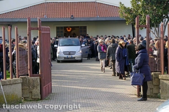 I funerali della famiglia Bastiani