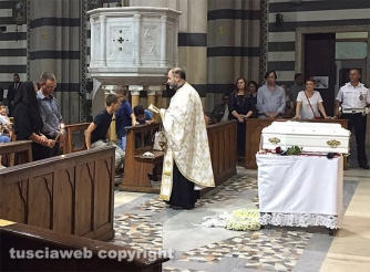 Orte Scalo - I funerali della piccola Giulia Stavila