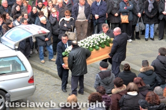 Grotte di Castro  -  I funerali di Cristina Cappelloni
