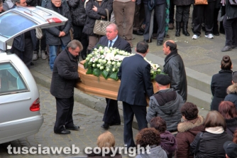 Grotte di Castro  -  I funerali di Cristina Cappelloni