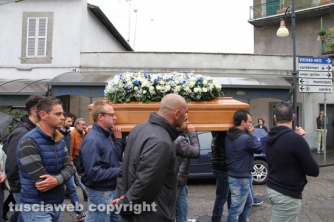 Vitorchiano - I funerali di Daniela Anselmi