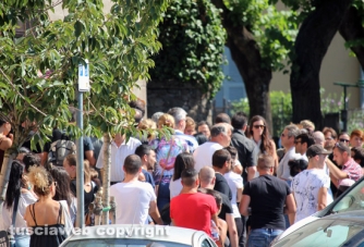 Viterbo - I funerali di Deborah Laezza