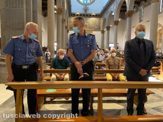 Viterbo - I funerali di don Angelo Massi - A destra Arena
