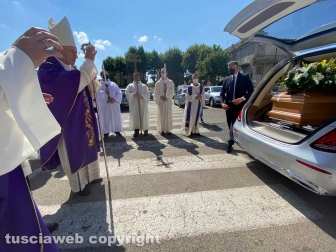 Viterbo - I funerali di don Angelo Massi