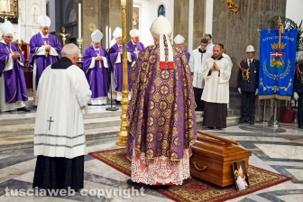 I funerali di don Dante Bernini