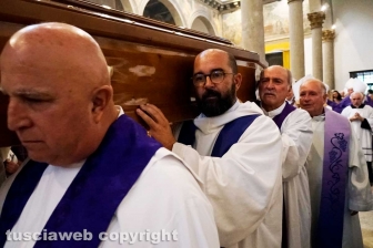 I funerali di don Dante Bernini