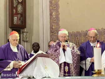 Valentano - I funerali di don Franco Magalotti
