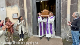 Valentano - I funerali di don Franco Magalotti