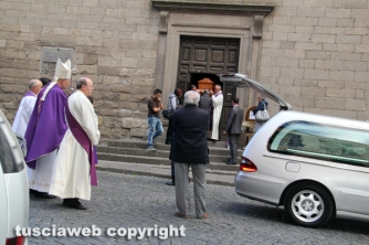 Viterbo - I funerali di don Giampaolo Manca