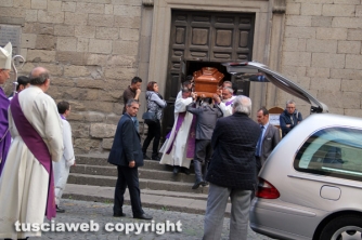 Viterbo - I funerali di don Giampaolo Manca