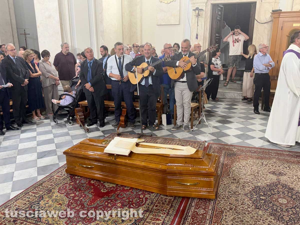 Viterbo - I funerali di don Ivo Bruni