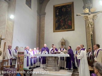 I funerali di don Ivo Bruni 