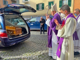 I funerali di don Luigi Bruni