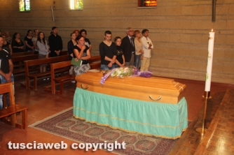 Canino - I funerali di Elena Spingu