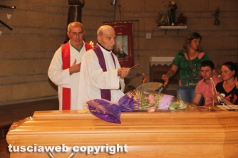 Canino - I funerali di Elena Spingu