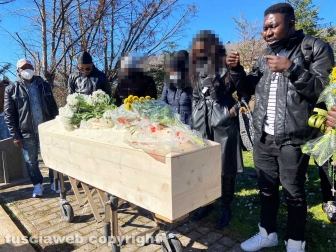 I funerali di Enogieru Orobosa