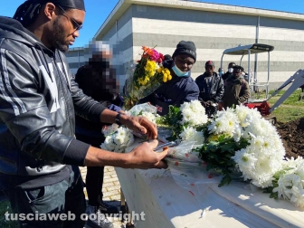 I funerali di Enogieru Orobosa