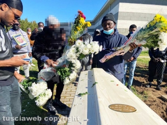 I funerali di Enogieru Orobosa